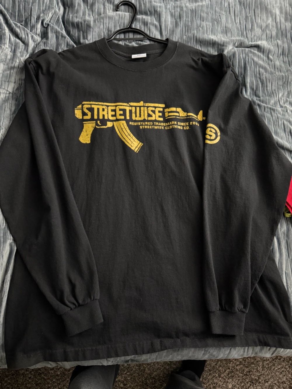 Men's Long Sleeve Graphic Tee in Black